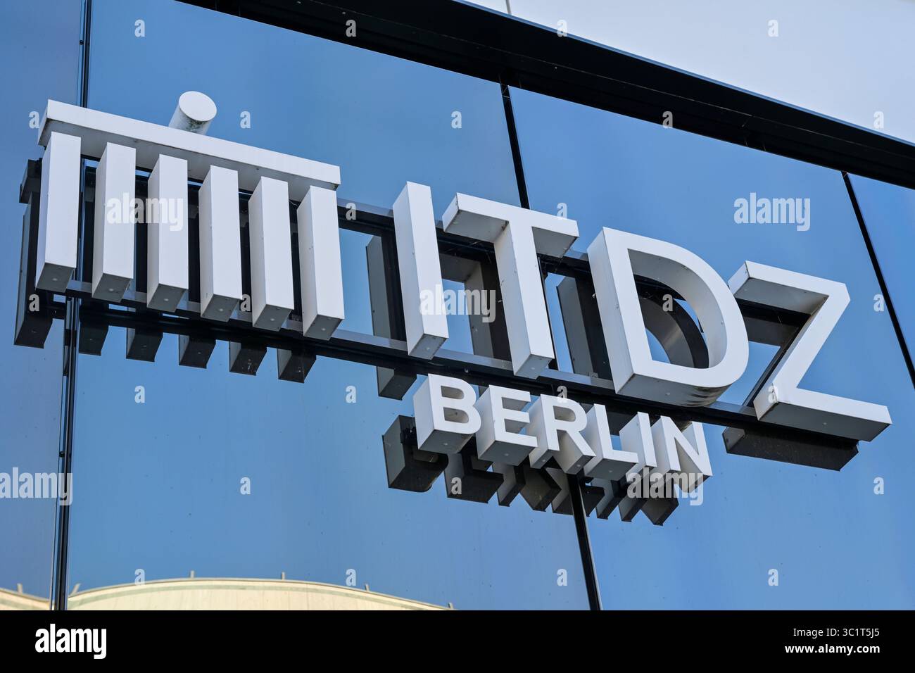 IT-Dienstleistungszentrum Berlin ITDZ, Blissestraße, Wilmersdorf, Bezirk Charlottenburg-Wilmersdorf, Berlin, Deutschland *** IT Service Center Berlin ITDZ, Blissestraße, Wilmersdorf, Bezirk Charlottenburg Wilmersdorf, Berlin, Deutschland Stockfoto