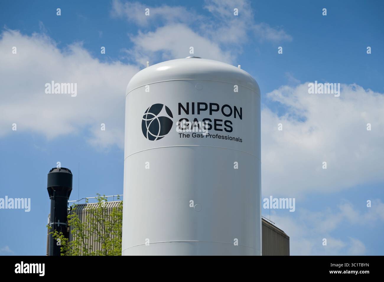 Behälter, Technische Gase, Nippongase, Rohrdamm, Siemensstadt, Spandau, Berlin, Deutschland *** Tanks, technische Gase, Nippongase, Rohrdamm, Siemensstadt, Spandau, Berlin, Deutschland Stockfoto