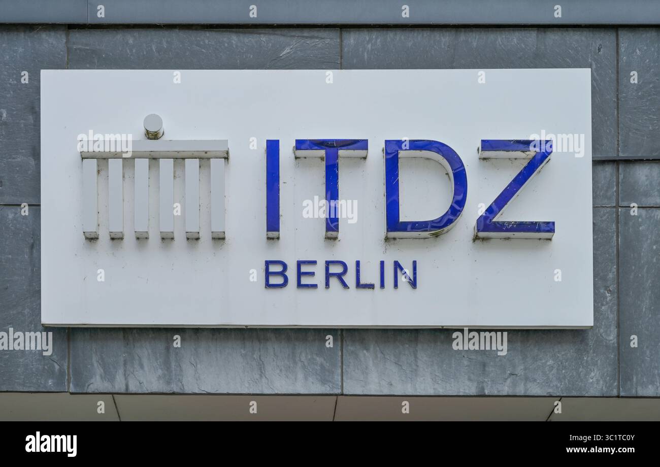 IT-Dienstleistungszentrum Berlin ITDZ, Berliner Straße, Wilmersdorf, Bezirk Charlottenburg-Wilmersdorf, Berlin, Deutschland *** IT Service Center Berlin ITDZ, Berliner Straße, Wilmersdorf, Bezirk Charlottenburg Wilmersdorf, Berlin, Deutschland Stockfoto