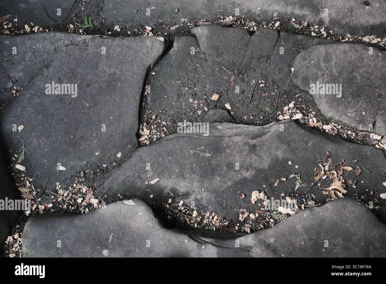 Abstrakte Ansicht der Steinstufen von oben Stockfoto