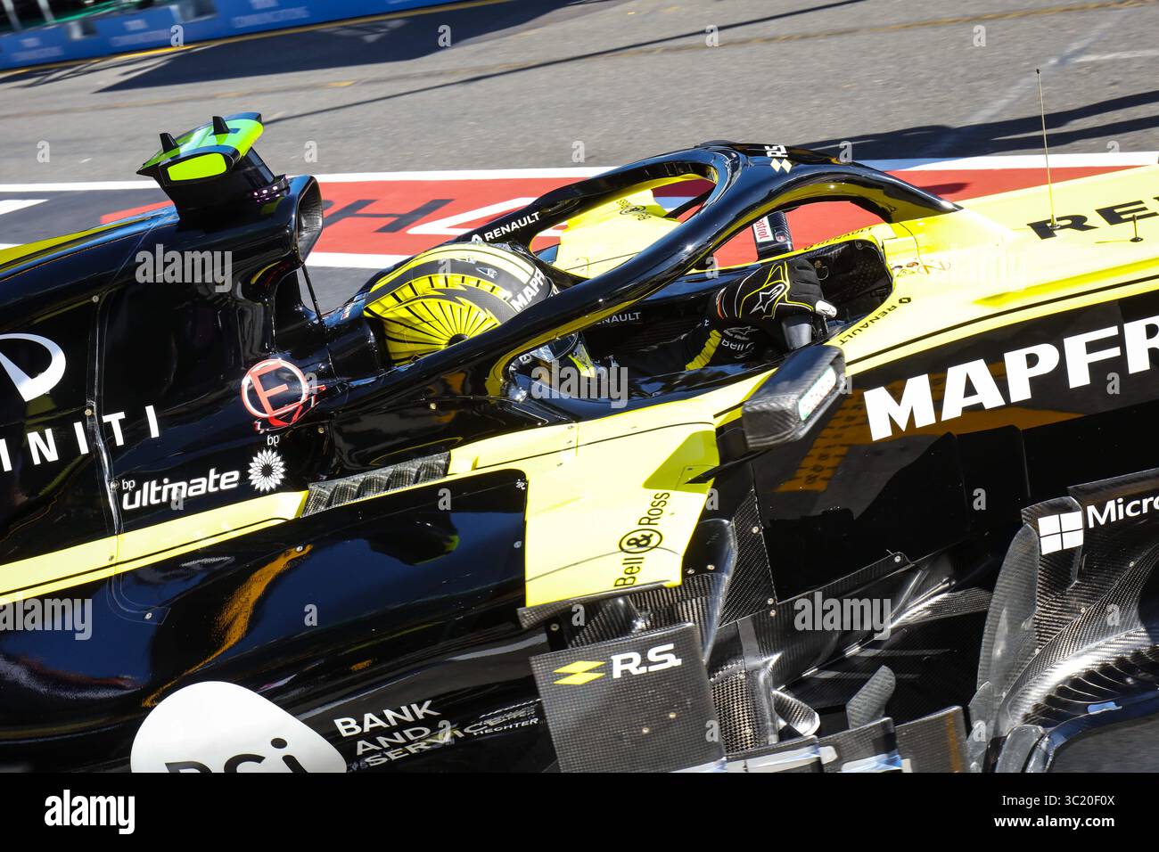 15. März 2019 – MELBOURNE, AUSTRALIEN – 15. MÄRZ: Nico HÃ¼lkenberg vom Renault Sport F1-Team in der Boxengasse während des 2. Trainings am 2. Tag des Formel-1-Grand Prix von Australien 2019 (Foto: © Chris Putnam/ZUMA Wire) Stockfoto