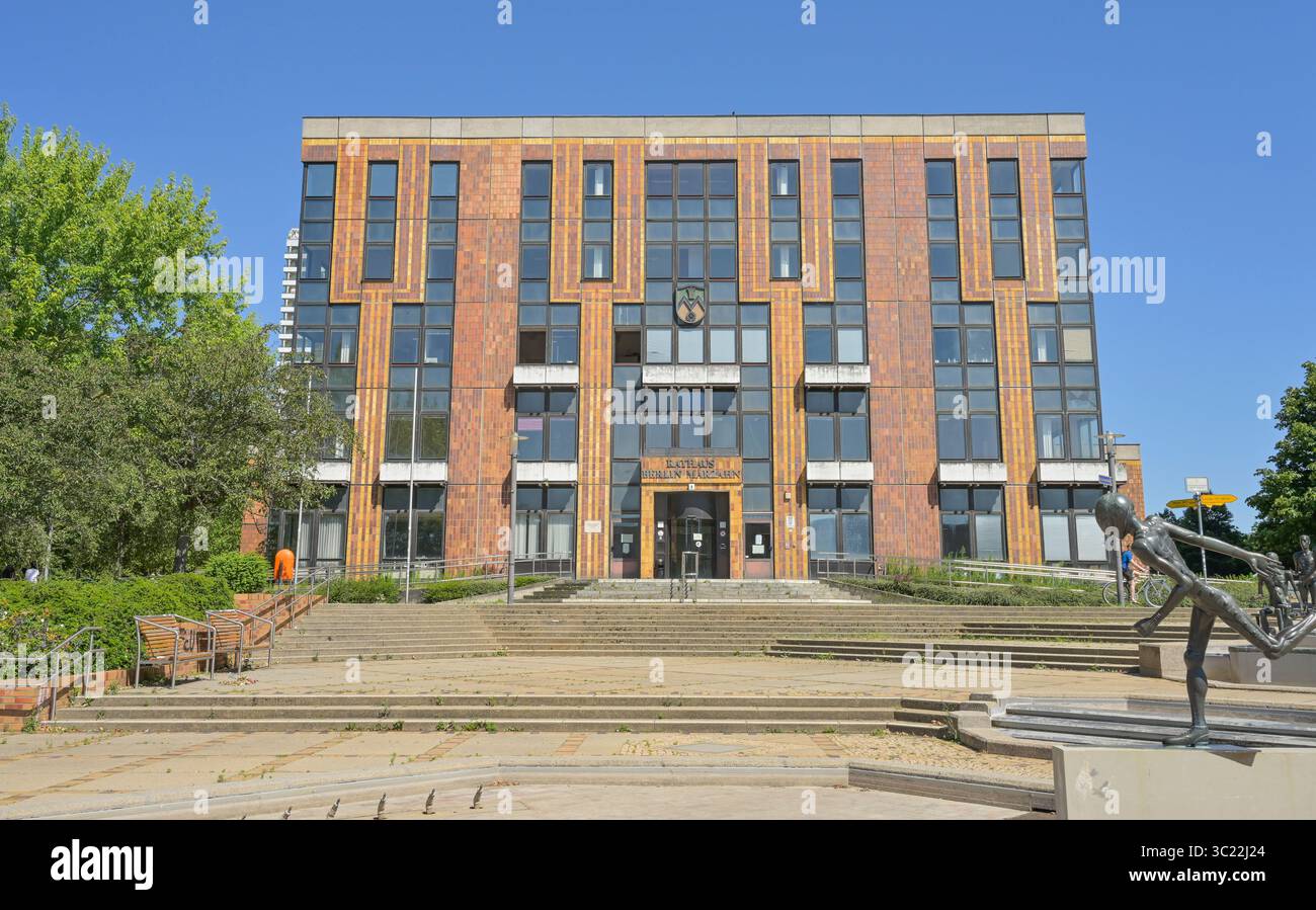 Rathaus, Helene-Weigel-Platz, Marzahn, Berlin, Deutschland Stockfoto