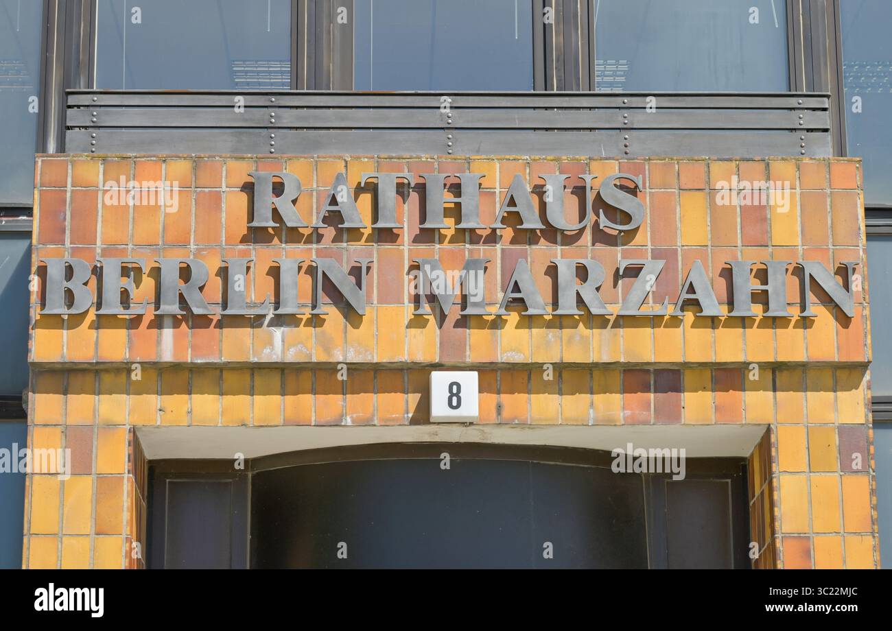 Rathaus, Helene-Weigel-Platz, Marzahn, Berlin, Deutschland Stockfoto