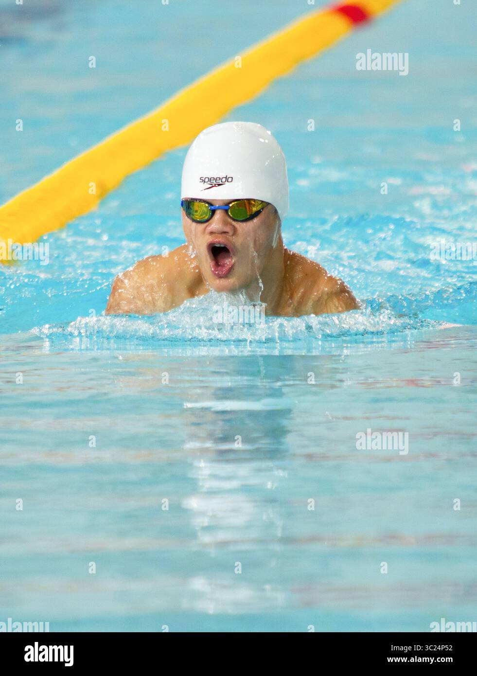 27. April 2019 – Glasgow, Großbritannien – der chinesische Xianquan Huang im Rahmen des Finals der 100-Meter-Brustmuskeln-World Series für Herren, am 3. Tag des British Para-Swimming International Meet 2019, im Tollcross International Swimming Centre. (Kreditbild: © Iain McGuinness/SOPA Images via ZUMA Wire) Stockfoto