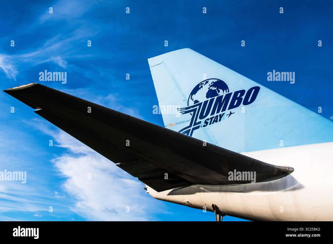 28. Juni 2016 - Stockholm, Schweden - Stockholm, Arlanda, Schweden - The Jumbo Stay (Jumbohostel), eine Herberge, die ein umgebautes Flugzeug der Boeing 747 ist. Es befindet sich am Eingang zum Flughafen Stockholm Arlanda. (Kreditbild: © Edwin Remsberg / Vwpics/VW Pics via ZUMA Wire) Stockfoto