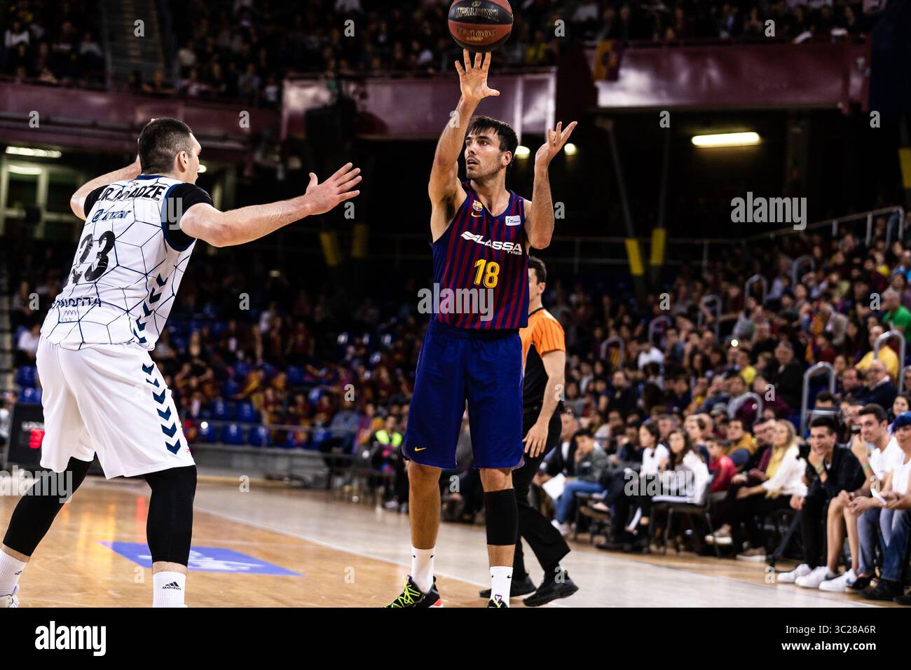 19. Mai 2019 - Barcelona, Barcelona, Spanien - Pierre Oriola, Platz 18 des FC Barcelona Lassa während des Liga Endesa Spiels zwischen dem FC Barcelona Lassa und Delteco GBC im Palau Blaugrana in Barcelona. Mai 2019. (Kreditbild: © AFP7 via ZUMA Wire) Stockfoto