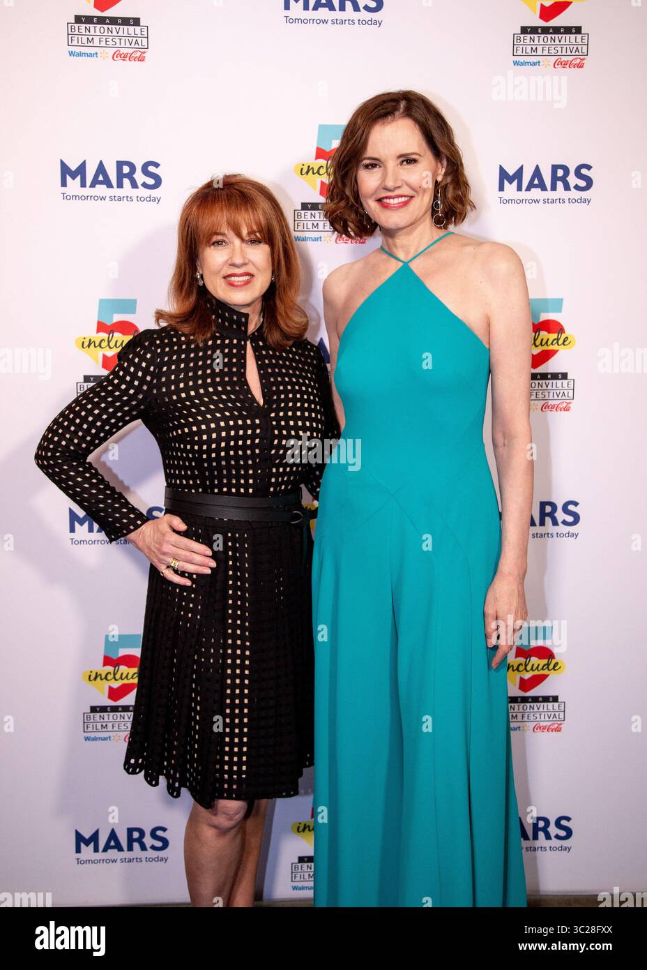 11. Mai 2019 - Bentonville, Arkansas, USA - 11. Mai 2019: LEE PURCELL und GEENA DAVIS während des Blue Carpet Events vor den Bentonville Film Festival Awards im 21c Museum Hotel, Bentonville, Arkansas, USA. (Bild: © Brent Soule/ZUMA Wire) Stockfoto