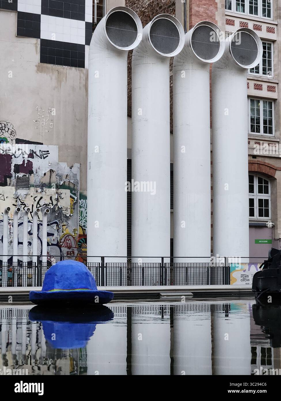 Kunst außerhalb des pompidou paris Stockfoto