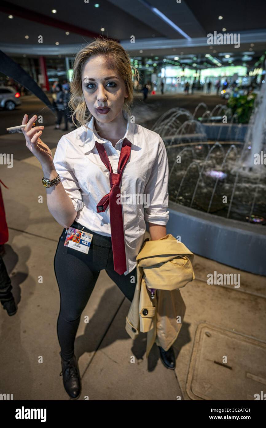 Mai 2019 - Rosemont, Illinois, USA - Gender Bender Cosplay von John Constantine (Foto: © Chris Riha/ZUMA Wire) Stockfoto