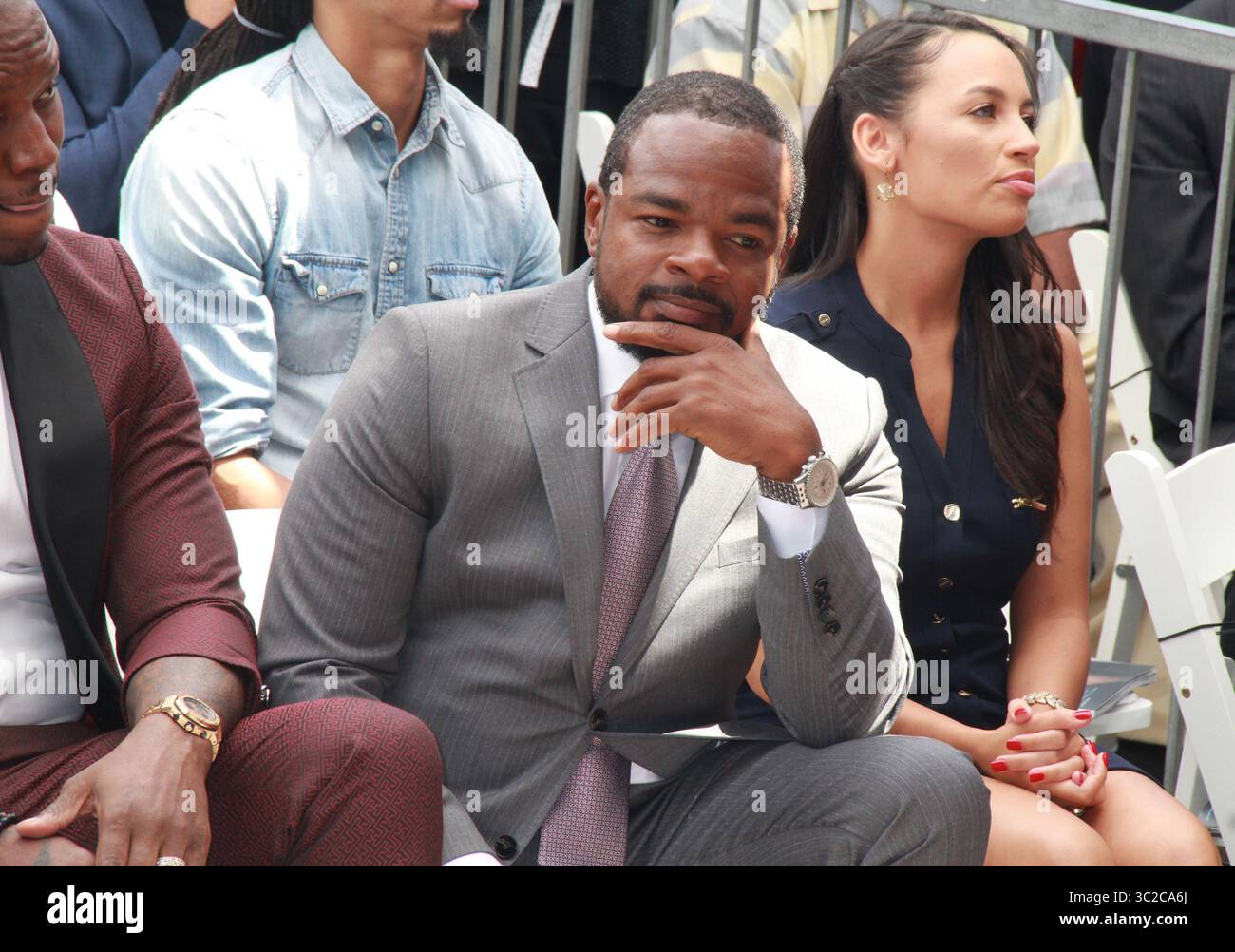 Mai 27, 2019 - Hollywood, Kalifornien, USA - ICH 16051 CHW. Hollywood Handelskammer ehrt Direktor f. Gary Gray mit Stern auf dem Hollywood Walk of Fame .6426 Hollywood Boulevard vor der Hollywood Anzug Outlet, Hollywood, Kalifornien, USA. am 28.05.2019. TYRESE GIBSON MIT REGISSEUR F. GARY GRAY. Â© Clinton H. Wallace/Photomundo International / Fotos Inc (Credit Bild: © Clinton Wallace/Kugel Fotos über ZUMA Draht) Stockfoto