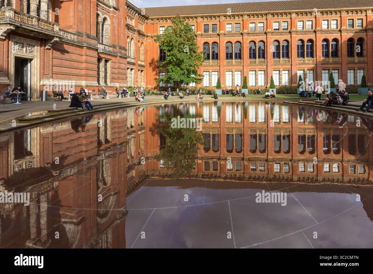 John Madejski Garden, Victoria and Albert Museum, South Kensington, London, Großbritannien Stockfoto