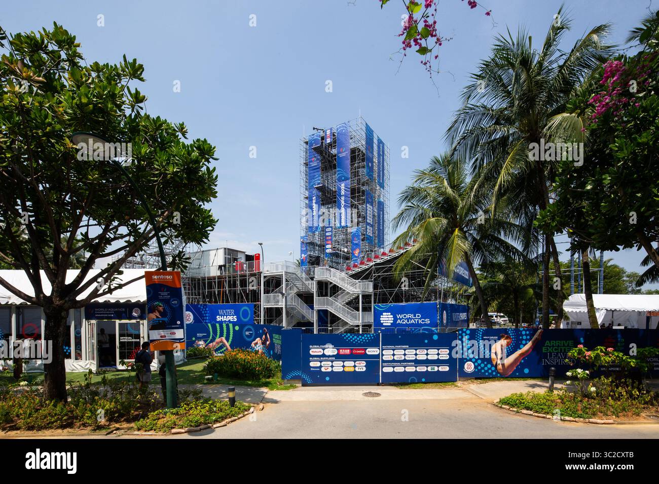 Aquatics World Championships, Veranstaltungsort für Hochtauchgänge in Palawan Green, Sentosa, Singapur. In extremen Höhen gebaut, damit Eliten abspringen können. Stockfoto