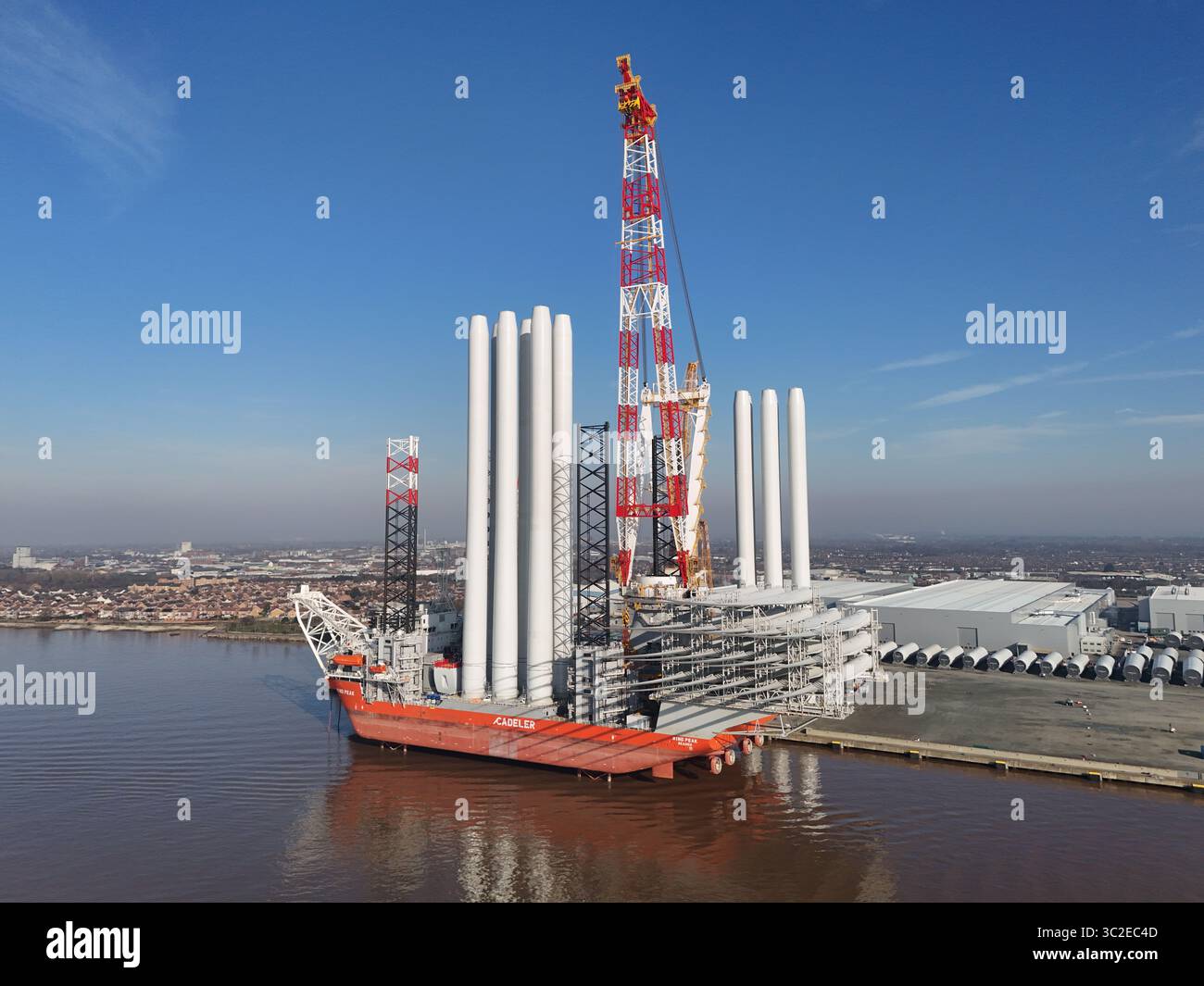 Luftaufnahme des Siemens Gamesa Renewable Energy Factory, Offshore-Windenergiewerk, Kingston upon Hull Stockfoto