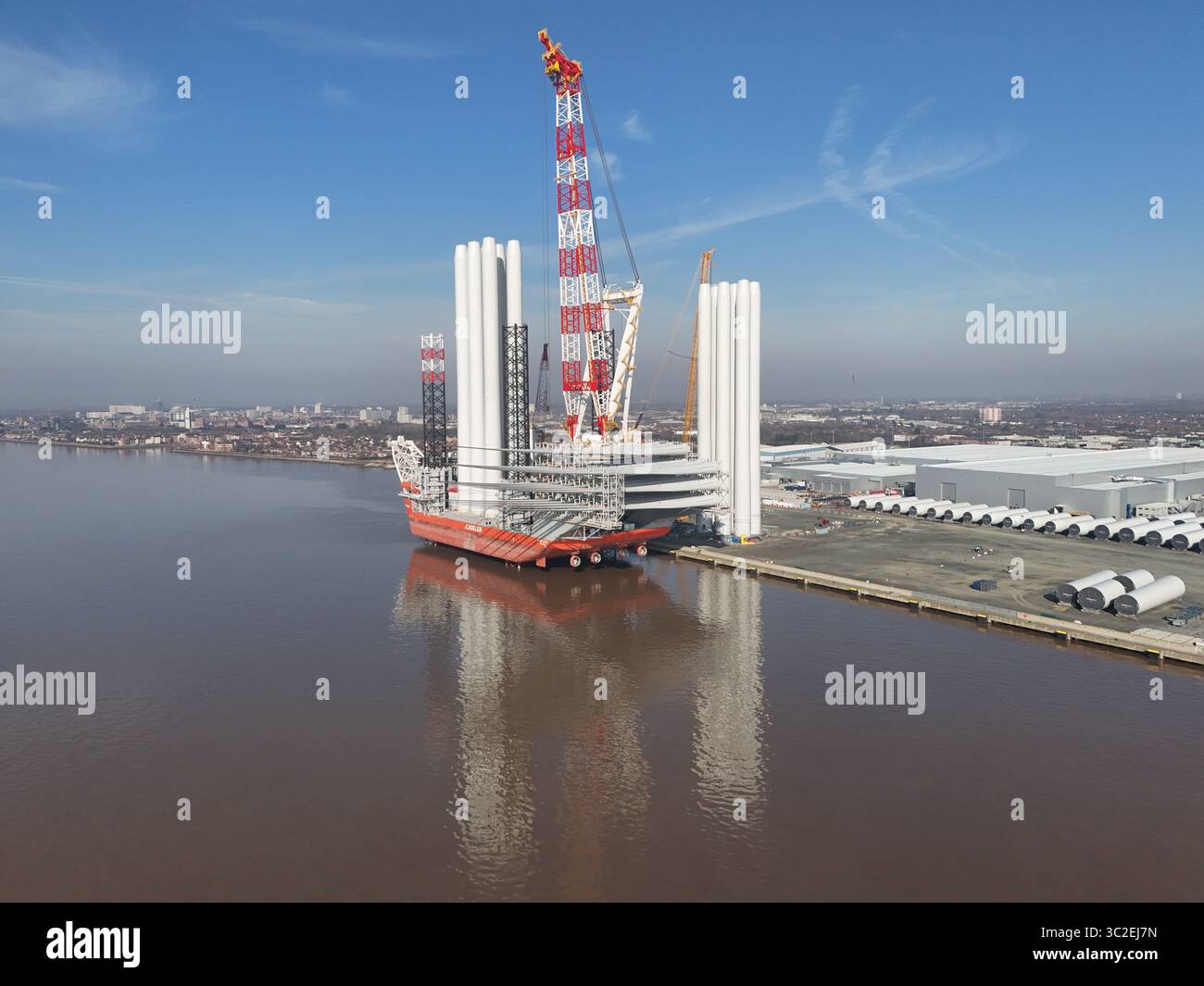 Luftaufnahme des Siemens Gamesa Renewable Energy Factory, Offshore-Windenergiewerk, Kingston upon Hull Stockfoto