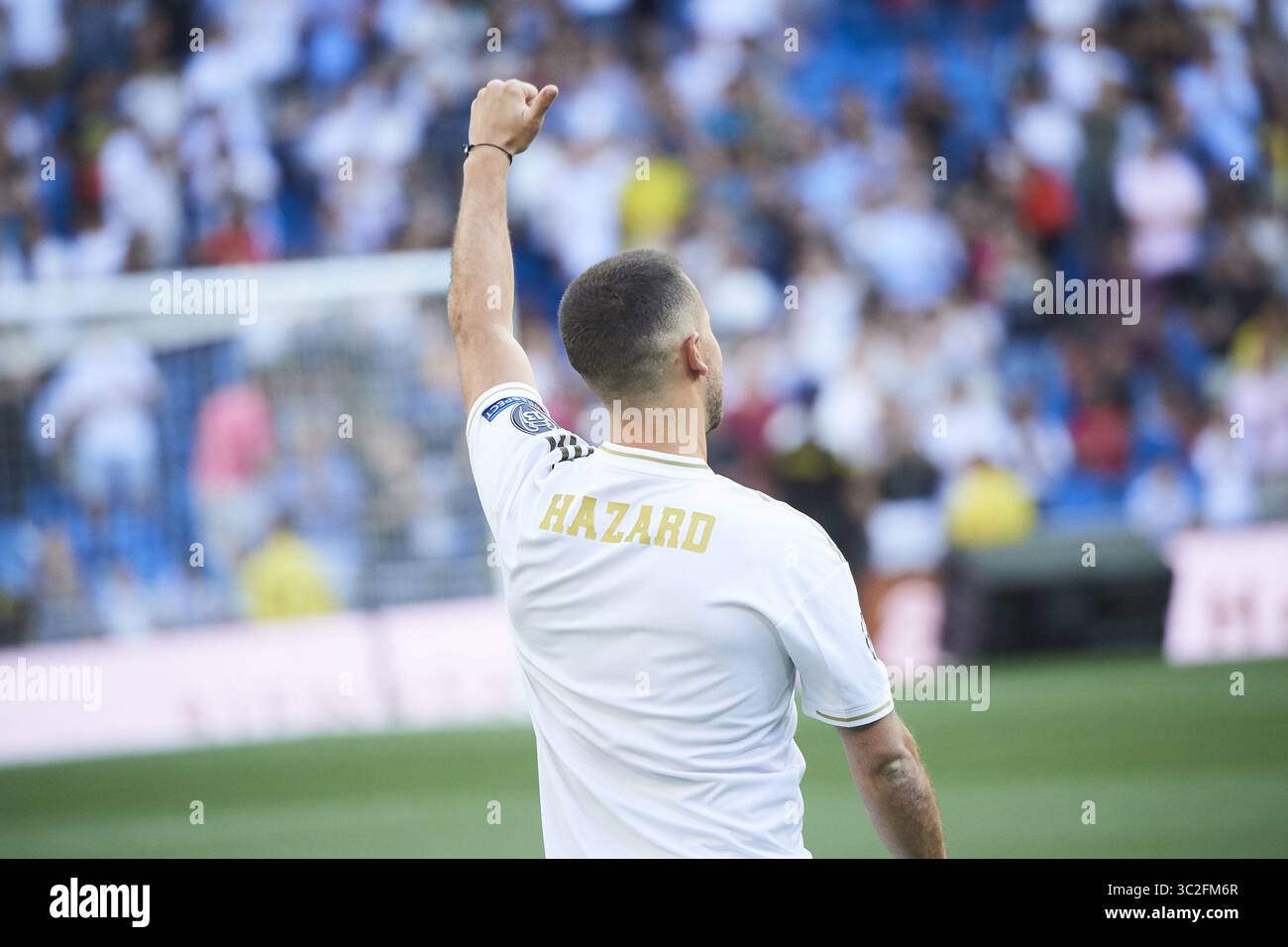 13. Juni 2019 - Madrid, Madrid, Spanien - New Real Madrid unterzeichnet Eden Hazard und zeigt seine Anerkennung für die Fans, als er am 13. Juni 2019 im Estadio Santiago Bernabeu in Madrid vorgestellt wird. (Bild: © Jack Abuin/ZUMA Wire) Stockfoto