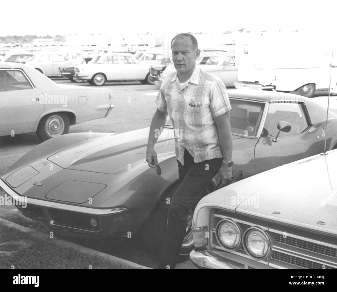 Juli 1969 – Florida, USA – Buzz Aldrin auf dem Parkplatz des Flugbesatzungsschulungsgebäudes (Bild: © NASA/ZUMA Wire/ZUMAPRESS.com) Stockfoto