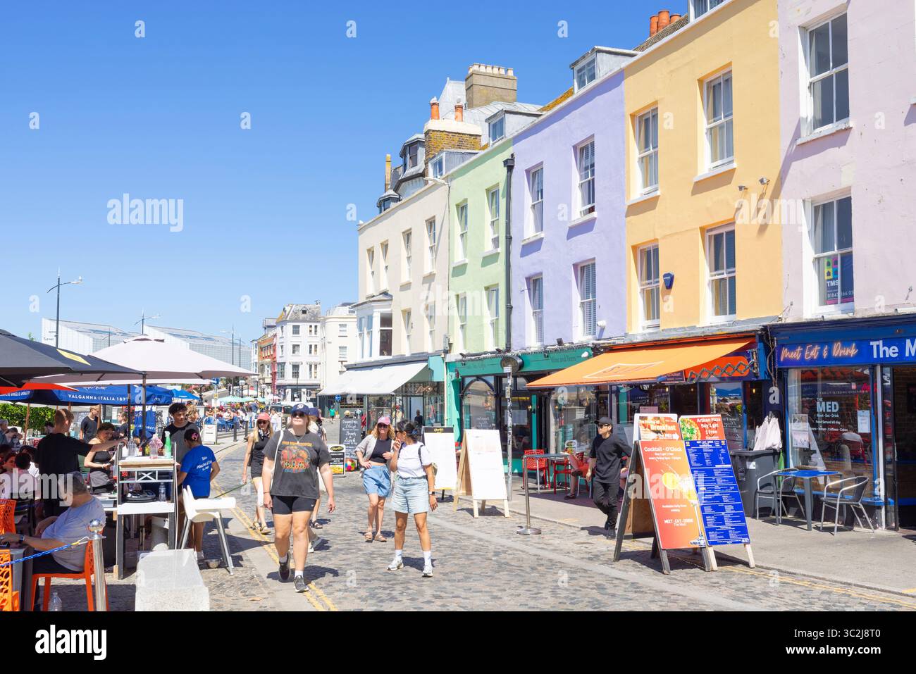 Margate Old Town The Parade Shops Bars und Restaurants in Margate Kent England Großbritannien GB Europa Stockfoto
