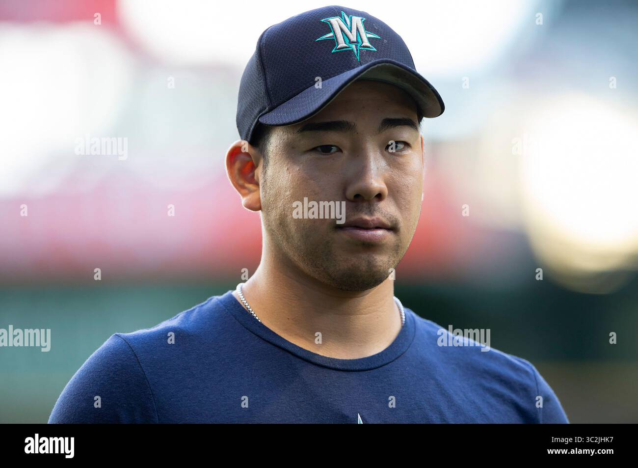 25. Juni 2019: Der Startkrug Yusei Kikuchi #18 der Seattle Mariners verlässt das Feld nach dem Schlagtraining vor dem Major League Baseball Spiel zwischen den Milwaukee Brewers und den Seattle Mariners im Miller Park in Milwaukee, WI. John Fisher/CSM(Credit Image: &Copy; John Fisher/CSM via ZUMA Wire) Stockfoto