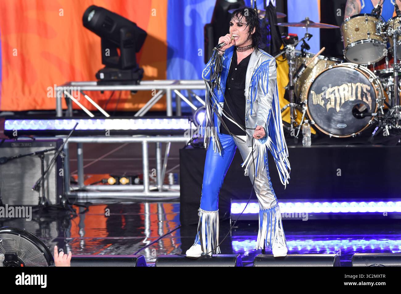 12. Juli 2019 - New York, NY, USA - 12. Juli 2019 New York City..The Struts in der Good Morning America's Summer Concert Series am 12. Juli 2019 in New York City. (Foto: © Kristin Callahan/Ace Pictures via ZUMA Press) Stockfoto