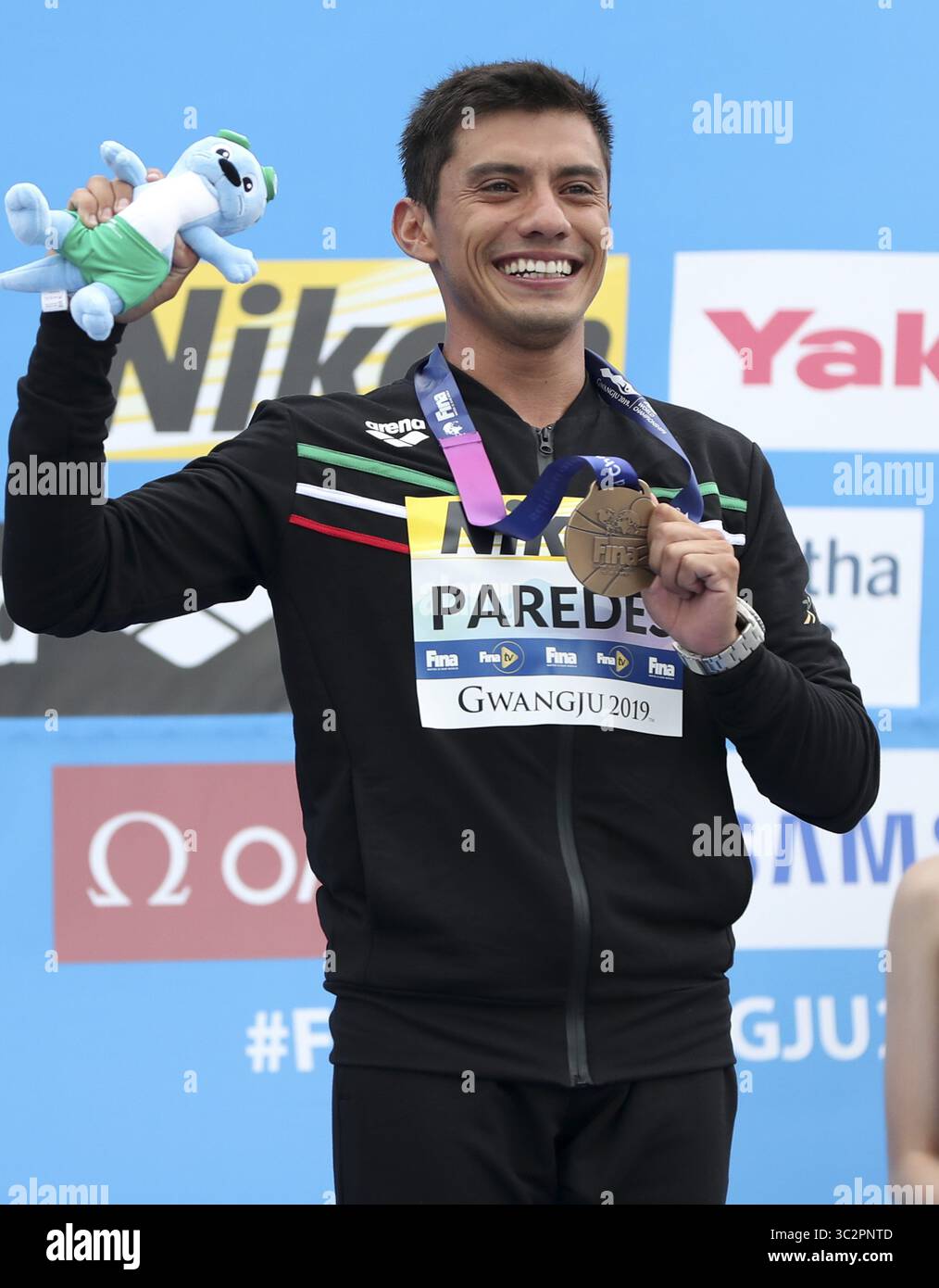 24. Juli 2019 - Gwangju, SÜDKOREA - 24. Juli 2019 - Gwangju, Südkorea - PAREDES Jonathan von Mexiko Siegerzeremonie auf dem Podium während einer 18. Weltmeisterschaft 2019 Gwangju Männer High Dive am Chosun University High Dive Wettkampf in Gwangju, Südkorea. Wettbewerber gewinnt Hunt Gary aus England (Gold), Lo Bue Steve aus den USA (Silber), Paredes Jonathan aus Mexiko (Kreditbild: © Gwangju2019 Organisationskomitee via ZUMA Wire) Stockfoto
