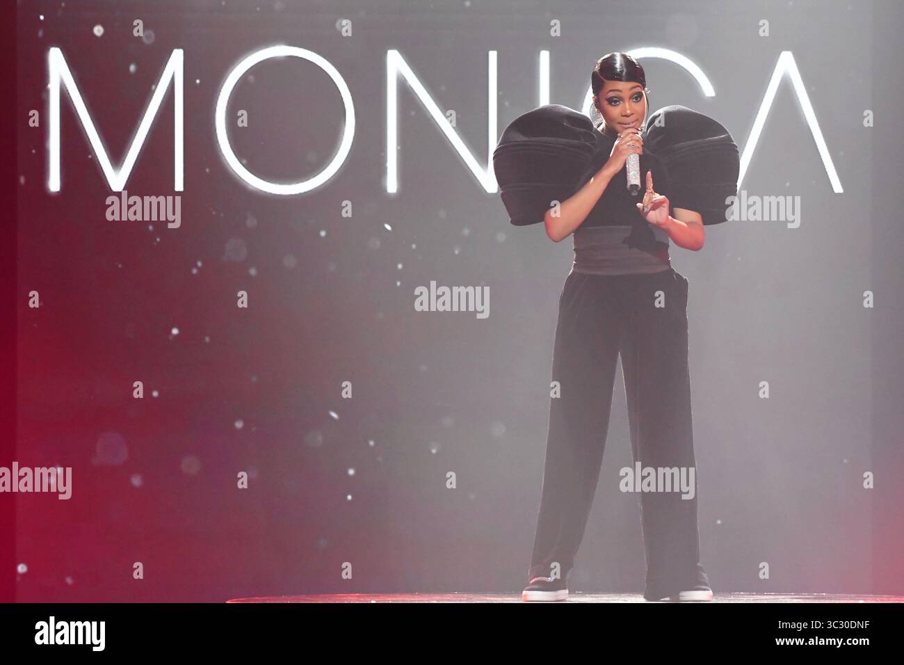 25. August 2019, Newark, New Jersey, USA: MONICA tritt bei der Black Girls Rock Awards Show im NJPAC auf. (Bild: © Ricky Fitchett/ZUMA Wire) Stockfoto