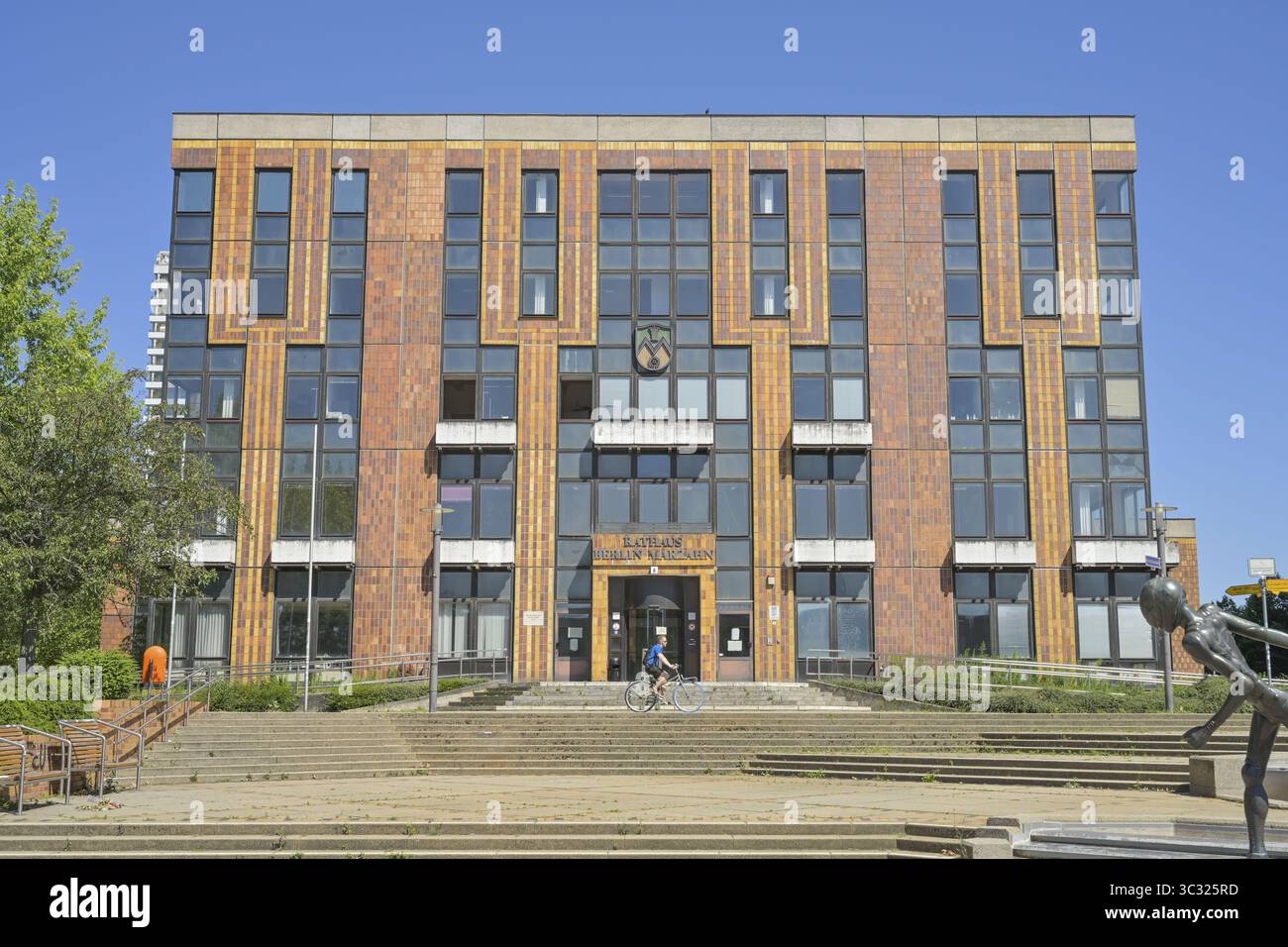 Rathaus, Helene-Weigel-Platz, Marzahn, Berlin, Deutschland Stockfoto