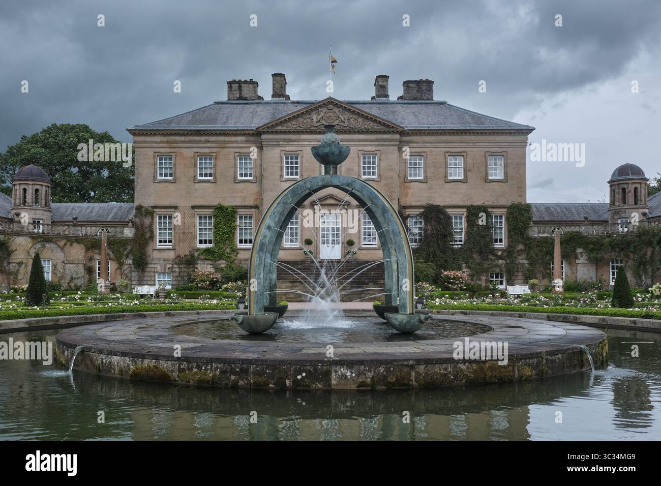 Dumfries House Fountain Stockfoto
