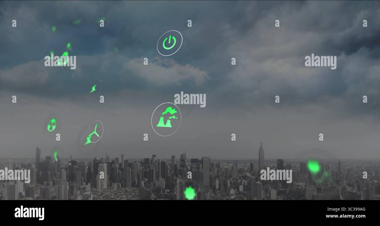Schwebende grüne holografische Ikonen über der Skyline der Stadt mit Windturbine und Blitz Stockfoto