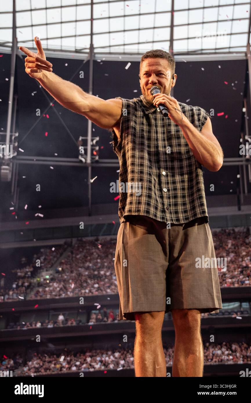 Tottenham Stadium, London, Großbritannien, Imagine Dragons, Loom World Tour, Freitag, 25. Juli 2025, Bild von Emma Terracciano Credit: Emma Terracciano/Alamy Live News Stockfoto