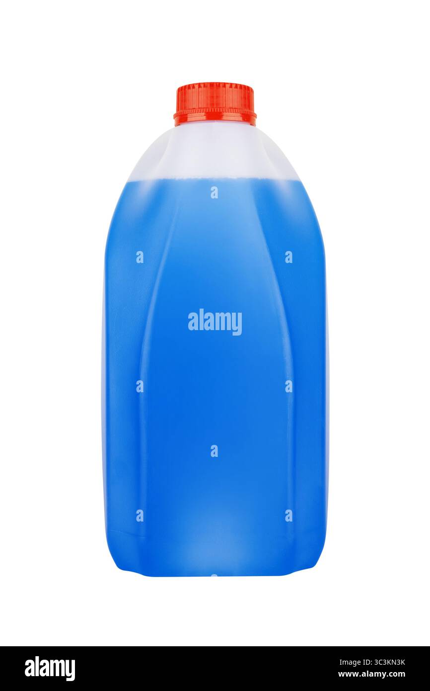 Flasche mit Frostschutzmittel Reinigungsflüssigkeit auf weißem Hintergrund Stockfoto