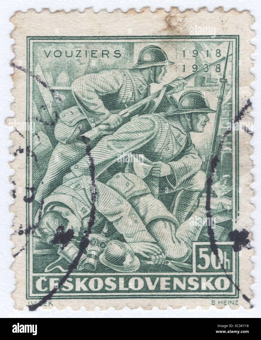 TSCHECHOSLOWAKEI - 8. März 1938: 50 haléř tiefgrüne Briefmarke mit der Darstellung der Schlacht in Vouziers (Frankreich). 20. Jahrestag der Schlacht von Bachmac, Vouziers und Doss Alto. Die Tschechoslowakischen Legionen waren freiwillige Streitkräfte, die hauptsächlich aus Tschechen und Slowaken zusammengesetzt waren und bis November 1919 auf der Seite der Entente-Mächte und der Weißen Armee im Russischen Bürgerkrieg kämpften. Ihr Ziel war es, die Unterstützung der alliierten Mächte für die Unabhängigkeit der Länder der Böhmischen Krone vom österreichischen Reich und der slowakischen Gebiete vom Königreich Ungarn zu gewinnen Stockfoto