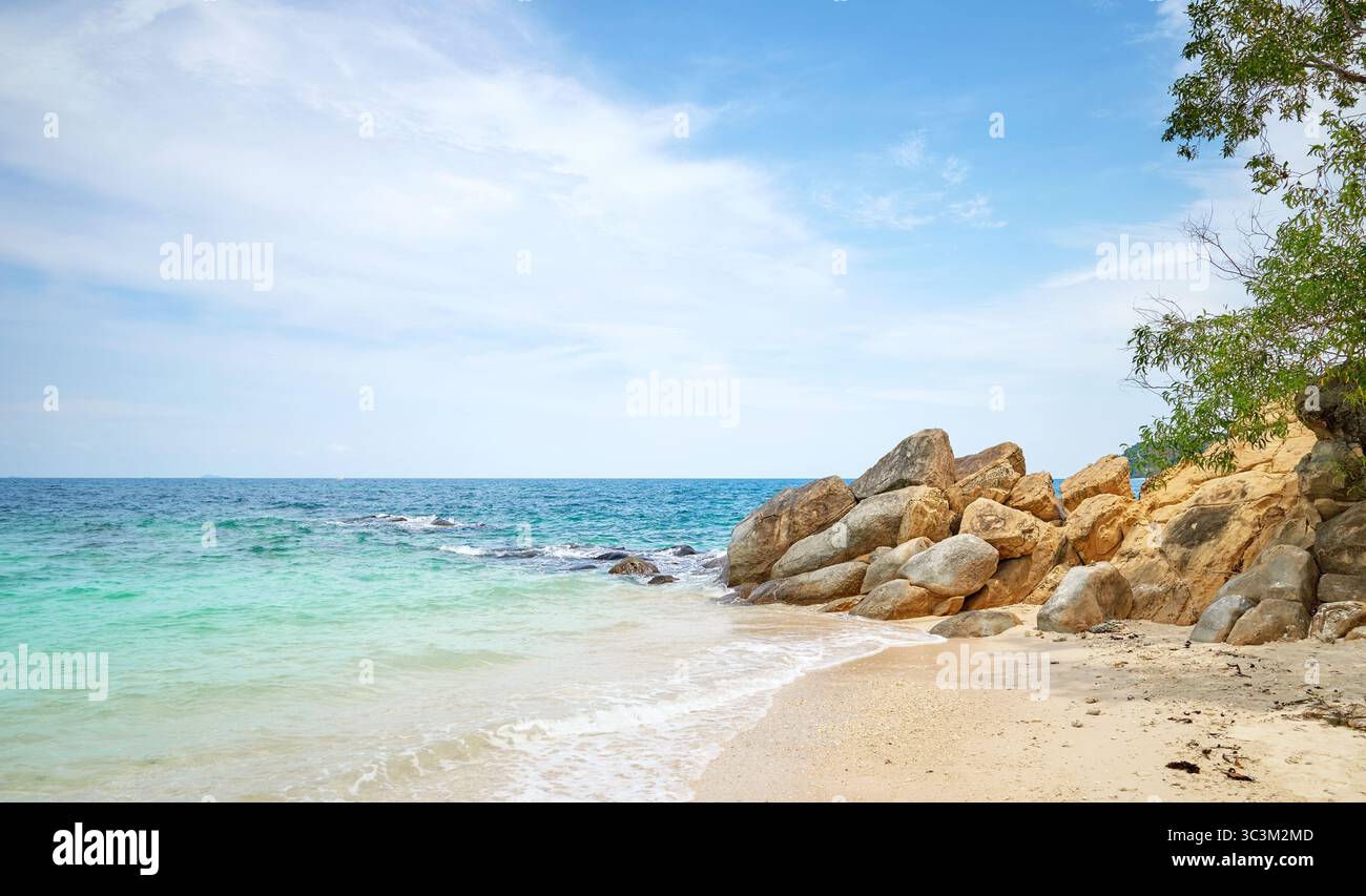 Strand auf Mamutic Island, Tunku Abdul Rahman National Park, Sabah, Malaysia. Stockfoto Strand auf Mamutic Island, Tunku Abdul Rahman National Park, Sabah, Malaysia. Stockfoto