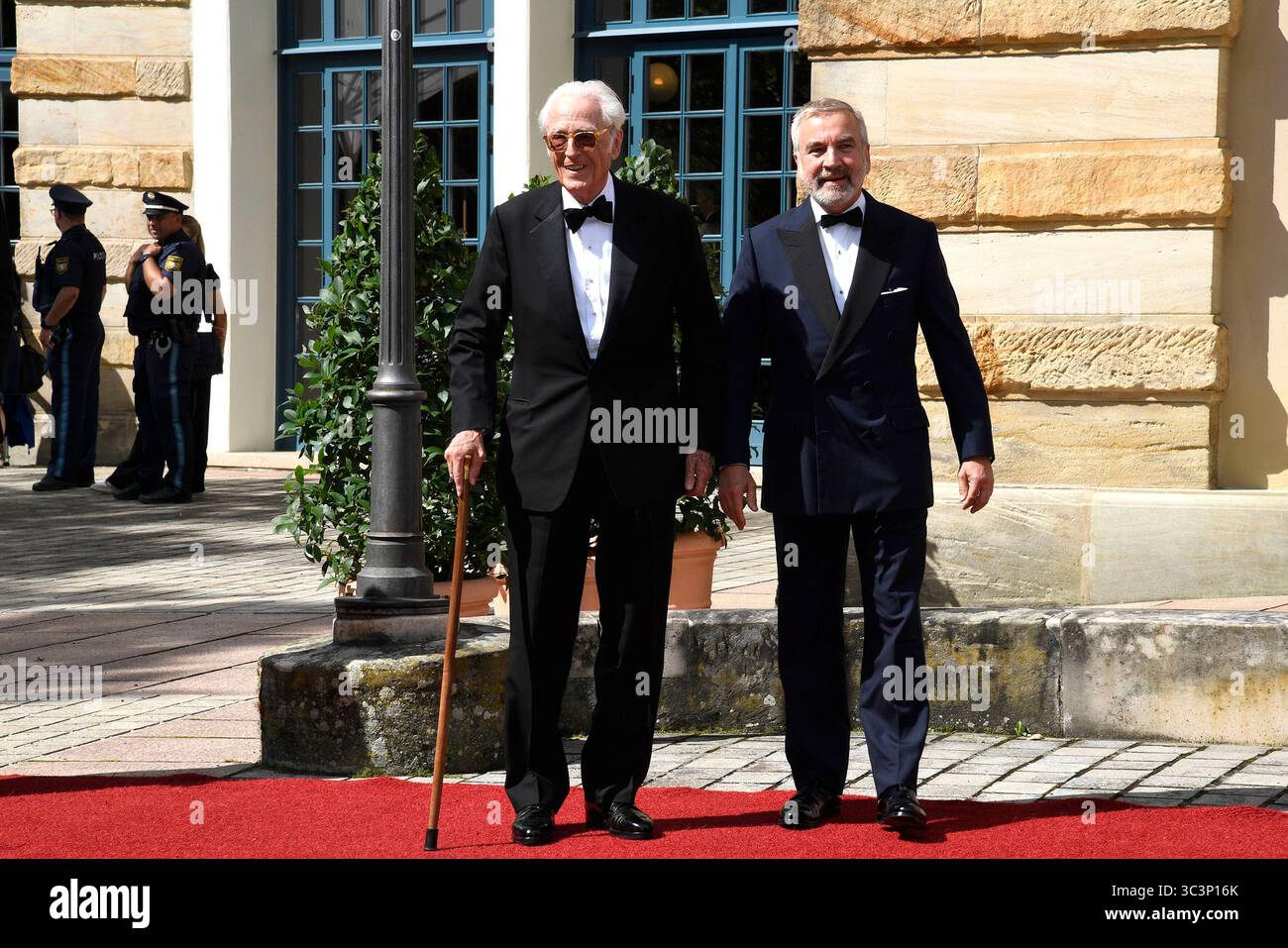 Herzog Franz von Bayern und Thomas Greinwald bei der Eroeffnung der Bayreuther Festspiele am 25.07.2025 im Festspielhaus in Bayreuth Stockfoto