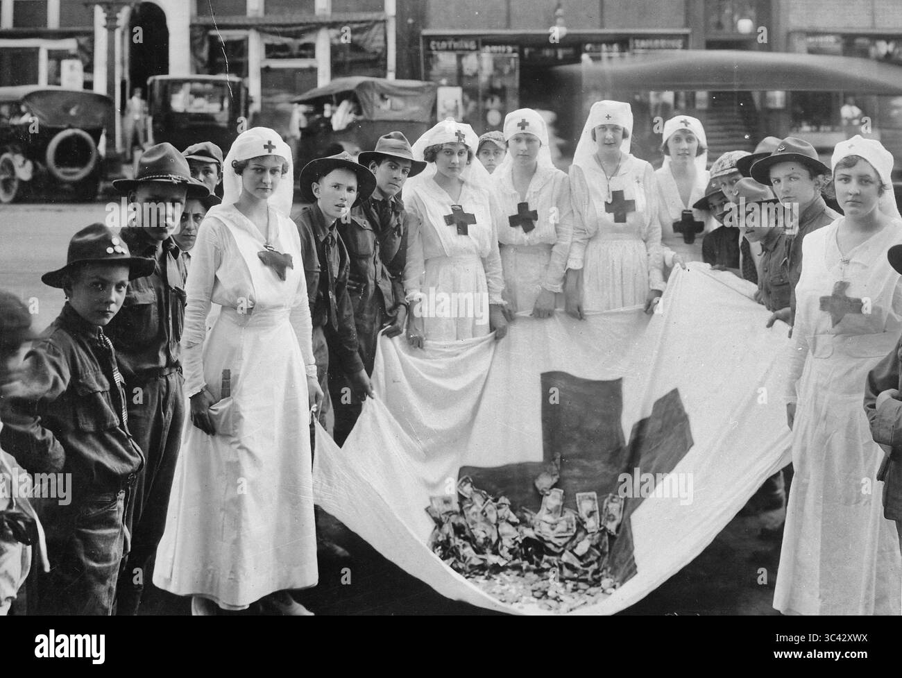American Red Cross Parade, Birmingham, Alabama. Birmingham View Company Stockfoto