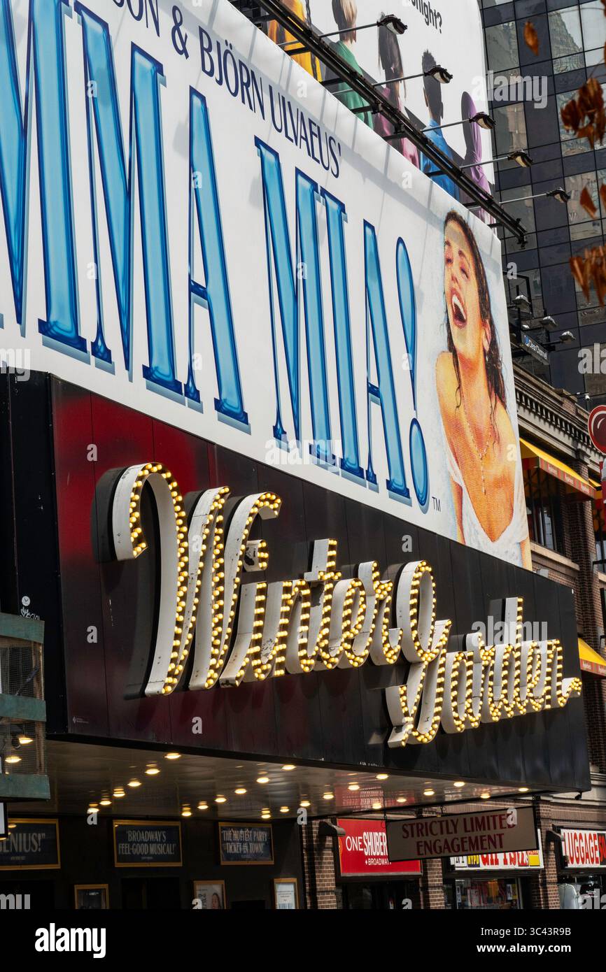 Mama Mia! Kehrt zum Broadway im Winter Garden Theater, 2025, New York City, USA, zurück Stockfoto