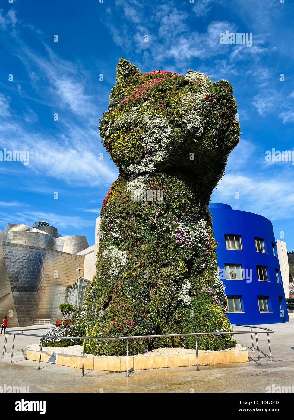 Welpe von Jeff Koons vor dem Guggenheim Museum. Bilbao, Biskaya, Baskenland, Spanien, Europa Stockfoto