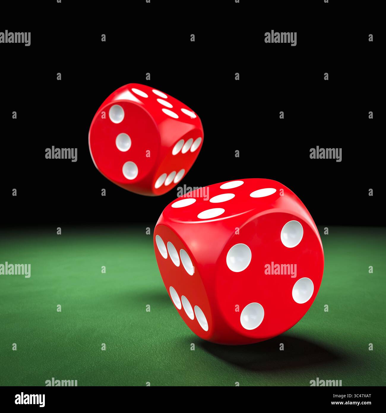 Rote Würfel, die auf dem grünen Tisch Rollen, zeigen das Spielen von 3d Stockfoto