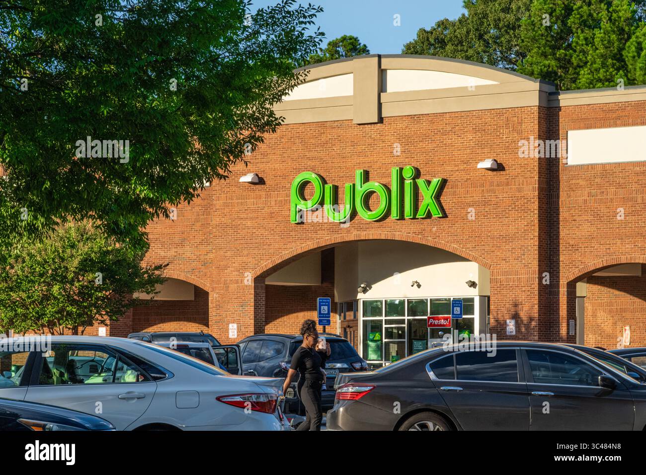 Publix Supermarkt (der größten und am schnellsten wachsenden Unternehmen im Besitz der Mitarbeiter Supermarktkette in den USA) in Snellville (Atlanta), Georgia. (USA) Stockfoto