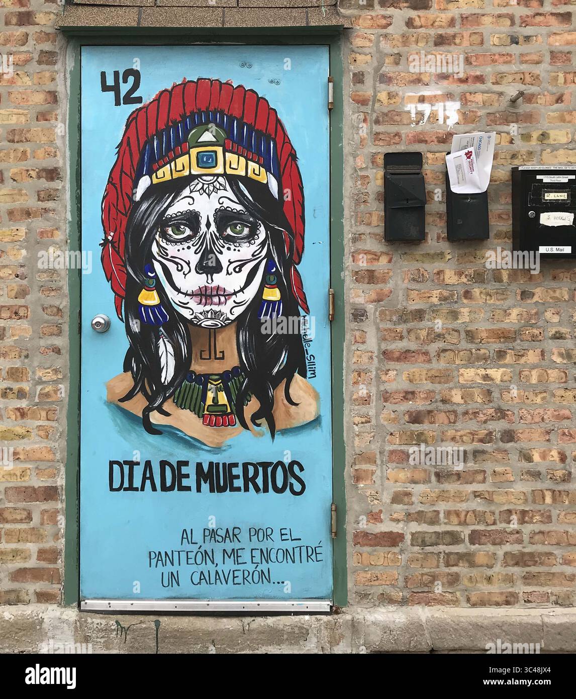 7. Juni 2018 – Chicago, IL, USA – das Pilsen in Chicago, das zuerst von einer großen polnischen Bevölkerung besiedelt wurde, bevor der Stoff in den 1970er Jahren überwiegend mexikanisch wurde, bietet Taquerias, Bodegas und eine Architektur im europäischen Stil, die mit Farben übersät ist. (Kreditbild: © Amelia Rayno/TNS via ZUMA Wire) Stockfoto