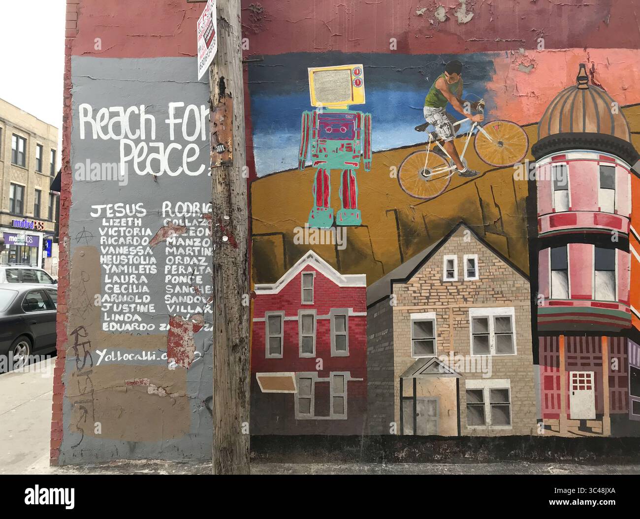 7. Juni 2018 – Chicago, IL, USA – das Pilsen in Chicago, das zuerst von einer großen polnischen Bevölkerung besiedelt wurde, bevor der Stoff in den 1970er Jahren überwiegend mexikanisch wurde, bietet Taquerias, Bodegas und eine Architektur im europäischen Stil, die mit Farben übersät ist. (Kreditbild: © Amelia Rayno/TNS via ZUMA Wire) Stockfoto