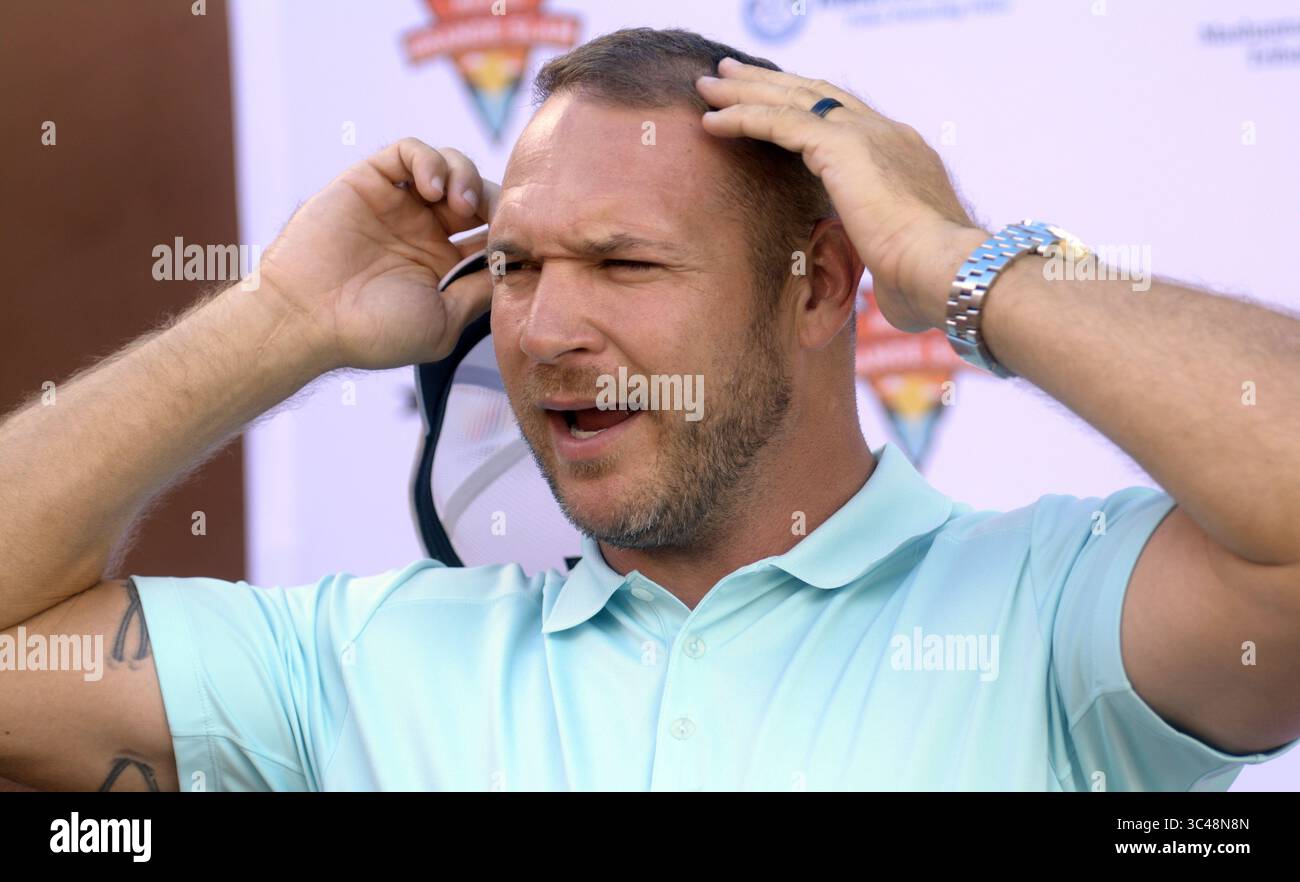2. Juli 2018 - USA - SPORT - Pro Football Hall of Famer und ehemaliger UNM Star Brian Urlacher auf dem Santa Ana Golf Course während des New Mexico Grande Slam, einer Golf-Wohltätigkeitsveranstaltung, die Geld für New Mexikos Kinder sammelt, am Montag, 2. Juli 2018. (Bild: © Greg SORBER/Albuquerque Journal via ZUMA Wire) Stockfoto