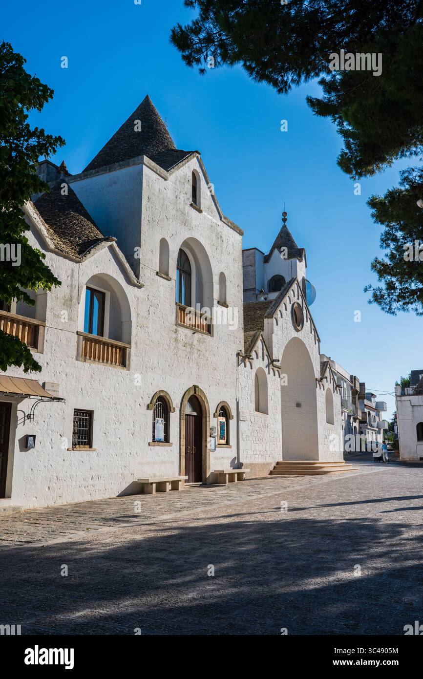 Kirche des Heiligen Antonius von Padua - Chiesa Trullo di Sant'Antonio - in Alberobello, Apulien, Italien Stockfoto
