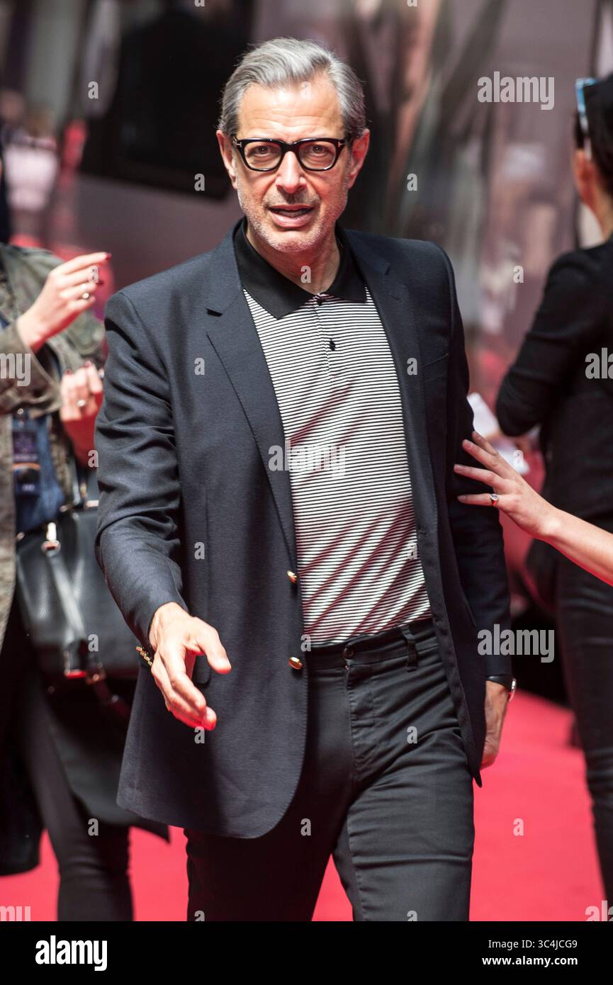 London, England, 06.06.2016 Jeff Goldblum nimmt an einem Fotocall zum Independence Day: Resurgence in der Euston Station in London Teil. Stockfoto