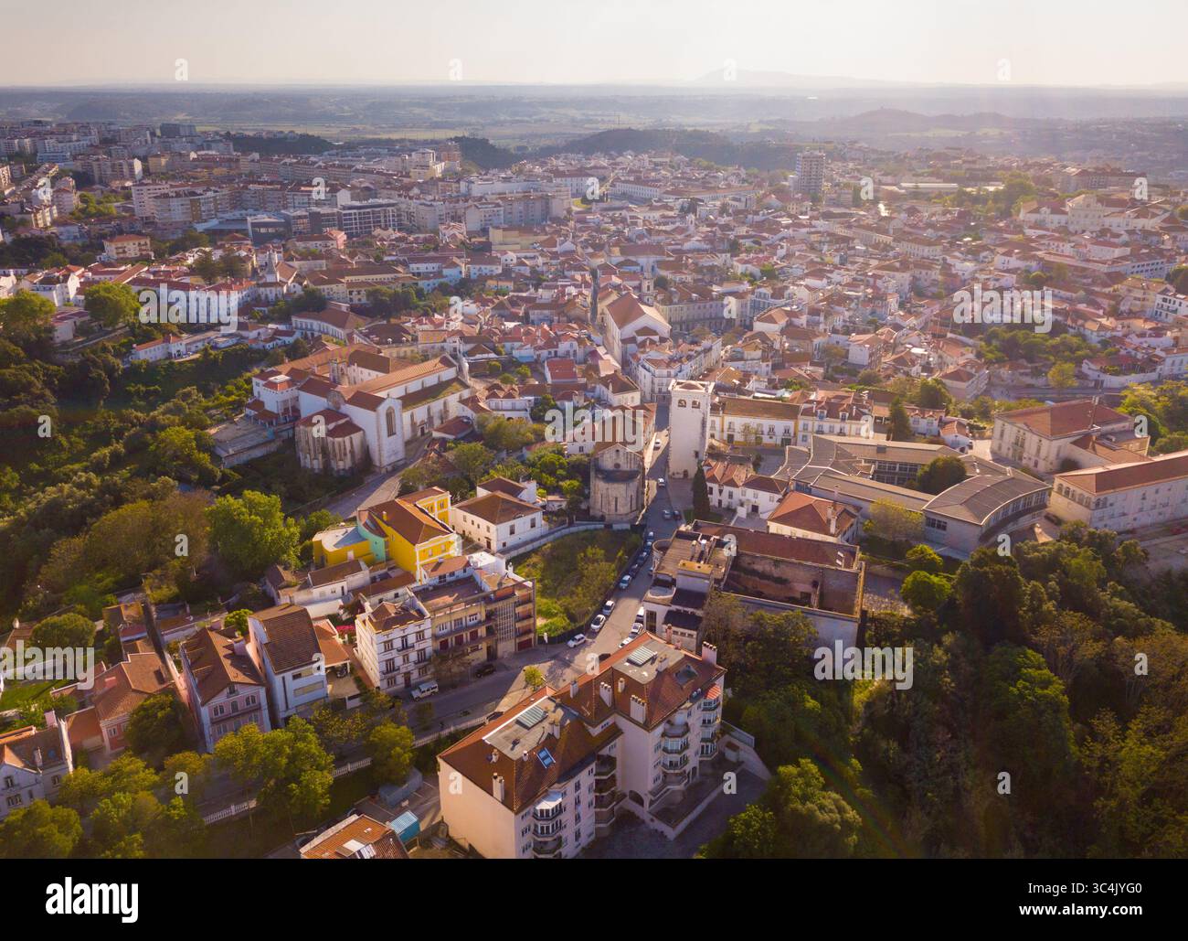 Stadtteil Santarem mit Gebäuden und Landschaft, Portugal Stockfoto