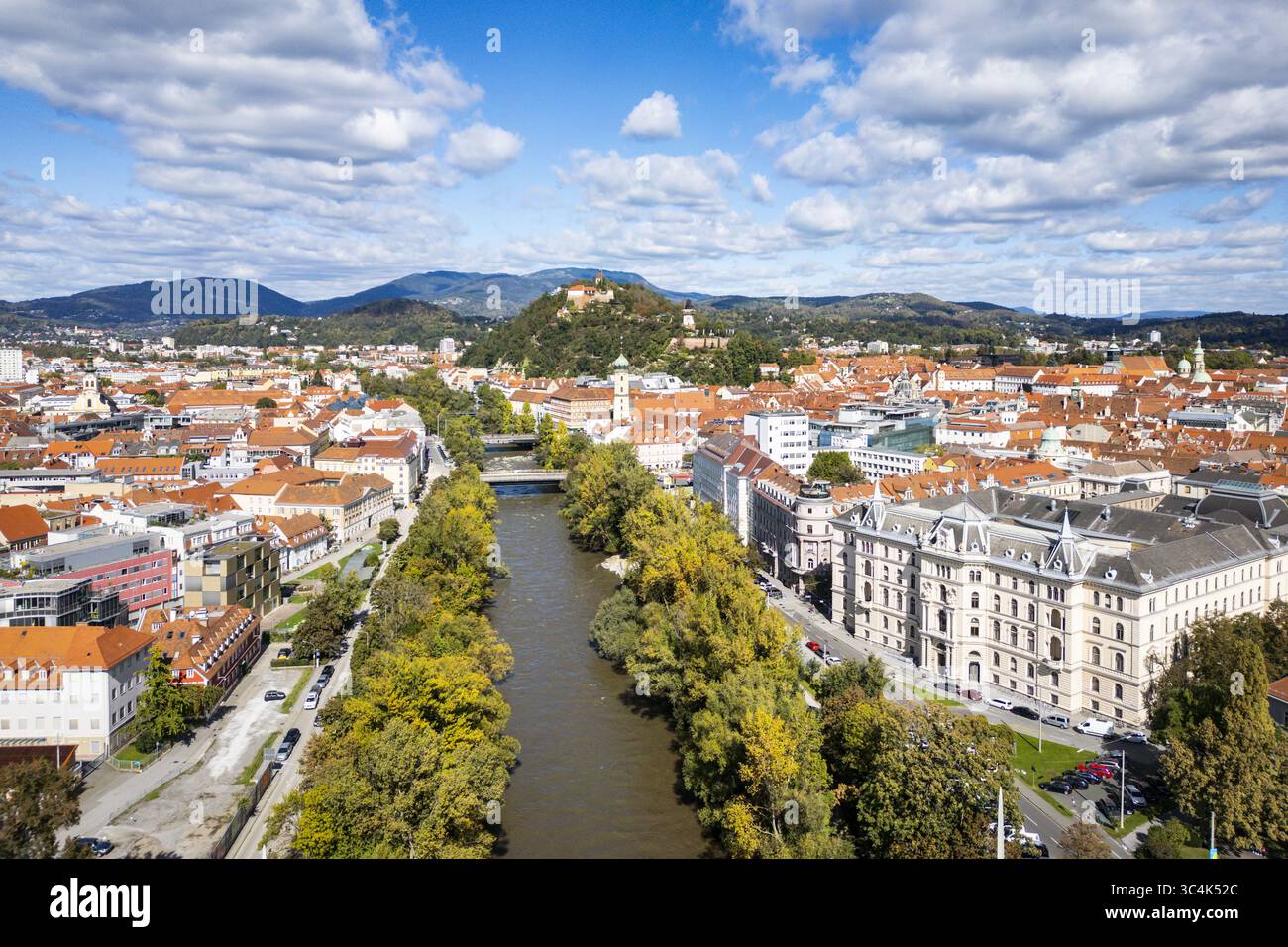 Luxus Stadt In Der Steiermark Ebenbildnull