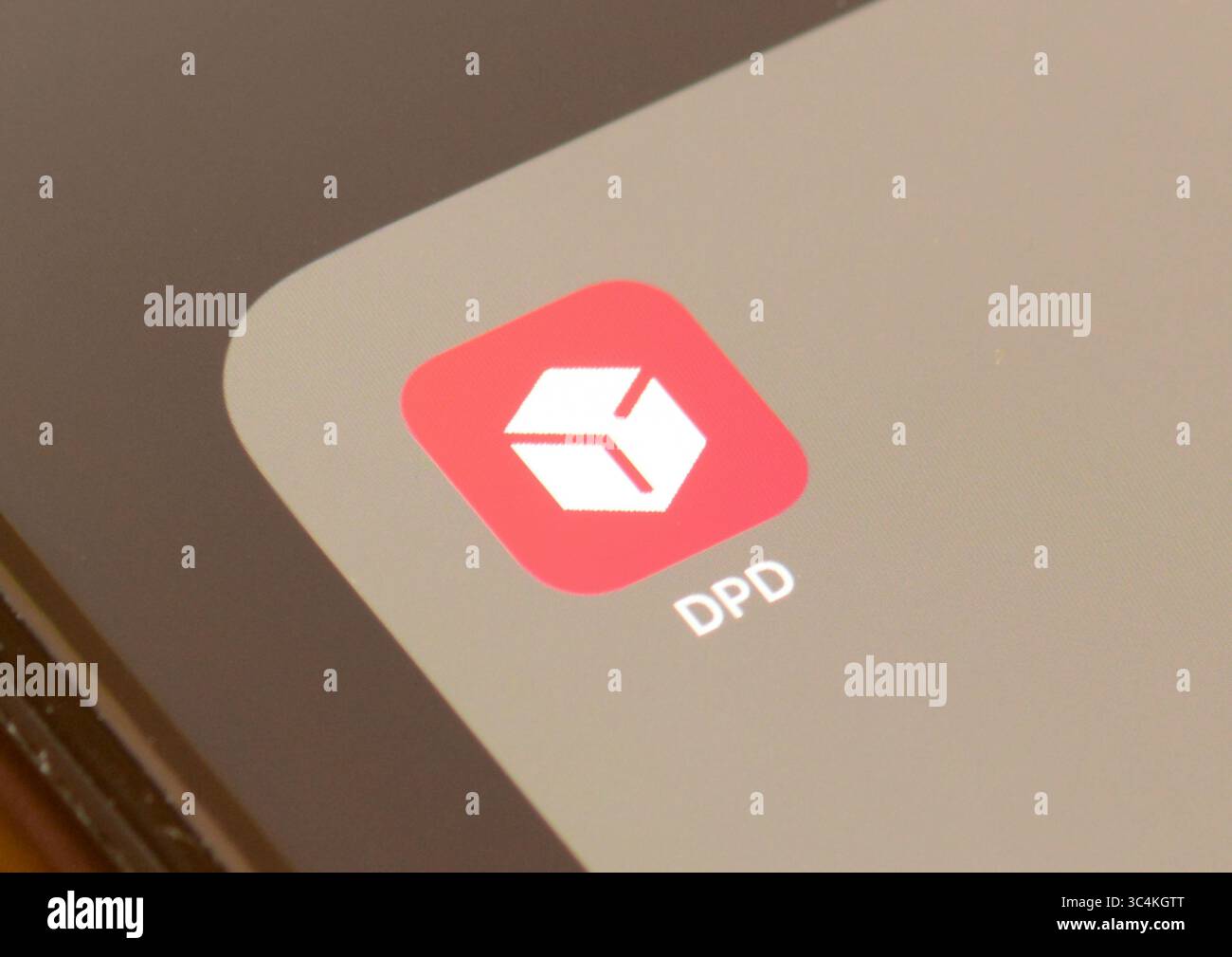 DPD-Paketzustellungs-App auf dem Smartphone-Bildschirm Stockfoto
