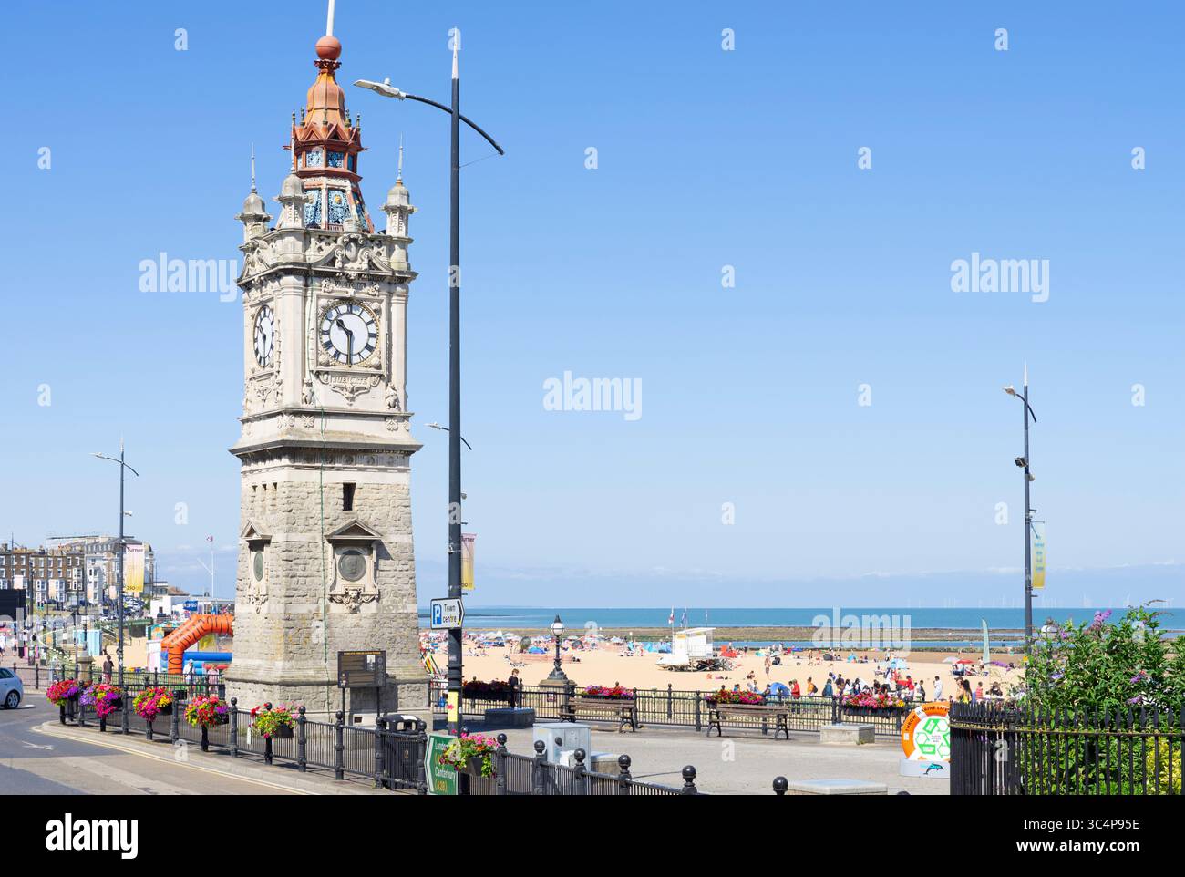 Margate Uhrturm für Queen Victorias Golden Jubilee an der Küste von Margate Kent England UK GB Europe gebaut Stockfoto