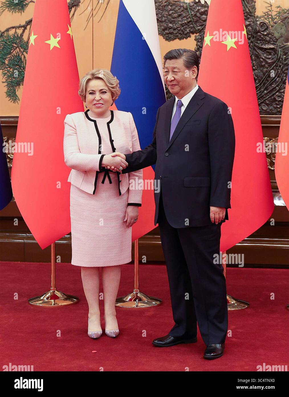 VALENTINA MATVIYENKO, geboren 1949, russische Politikerin und chinesischer Präsident Xi Jinping im Juli 2023 Stockfoto