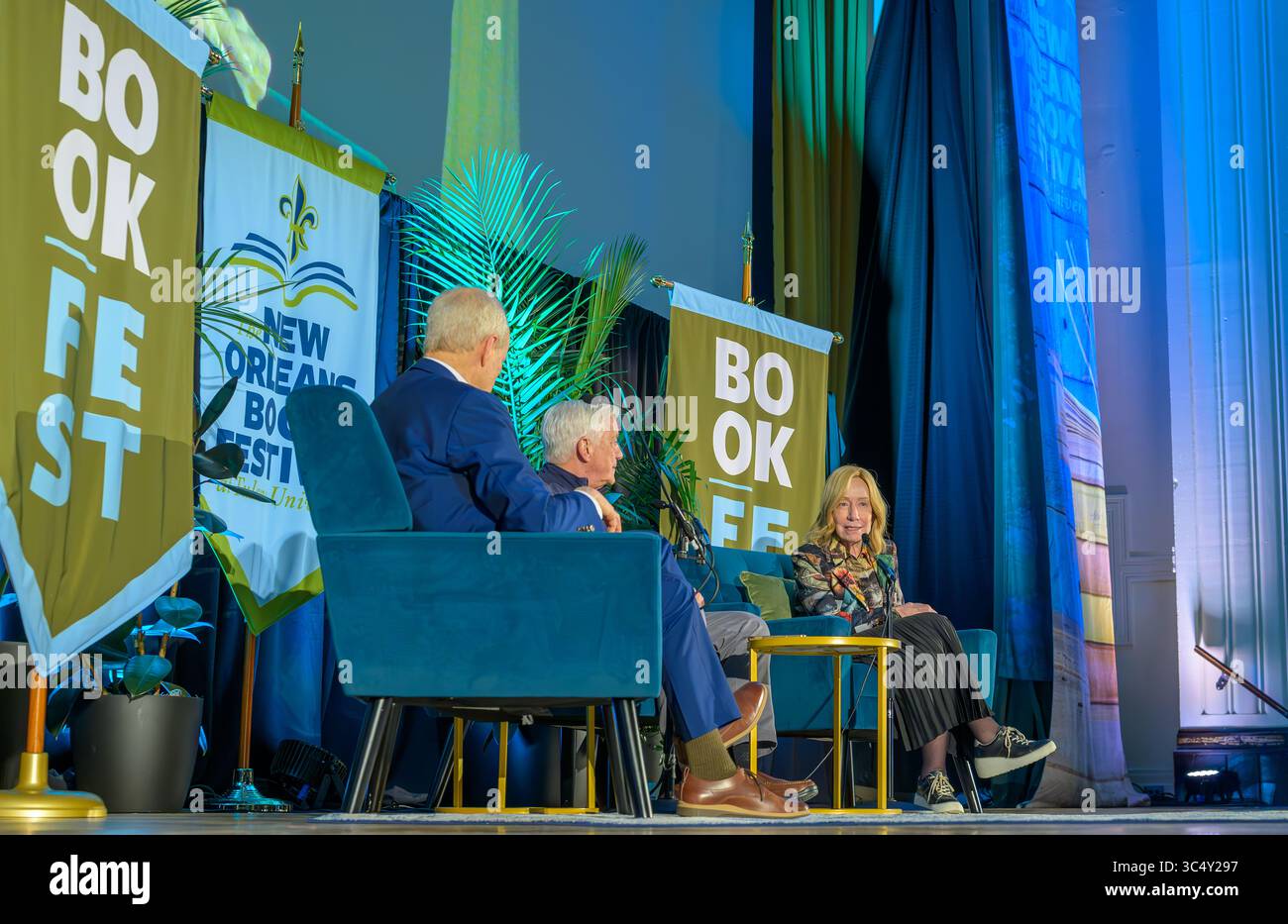 New Orleans, LA, USA – 29. März 2025: Michael Sandel, Walter Isaacson und Doris Kearns Goodwin auf einer Podiumsdiskussion beim New Orleans Book Festival an der Tulane University Stockfoto