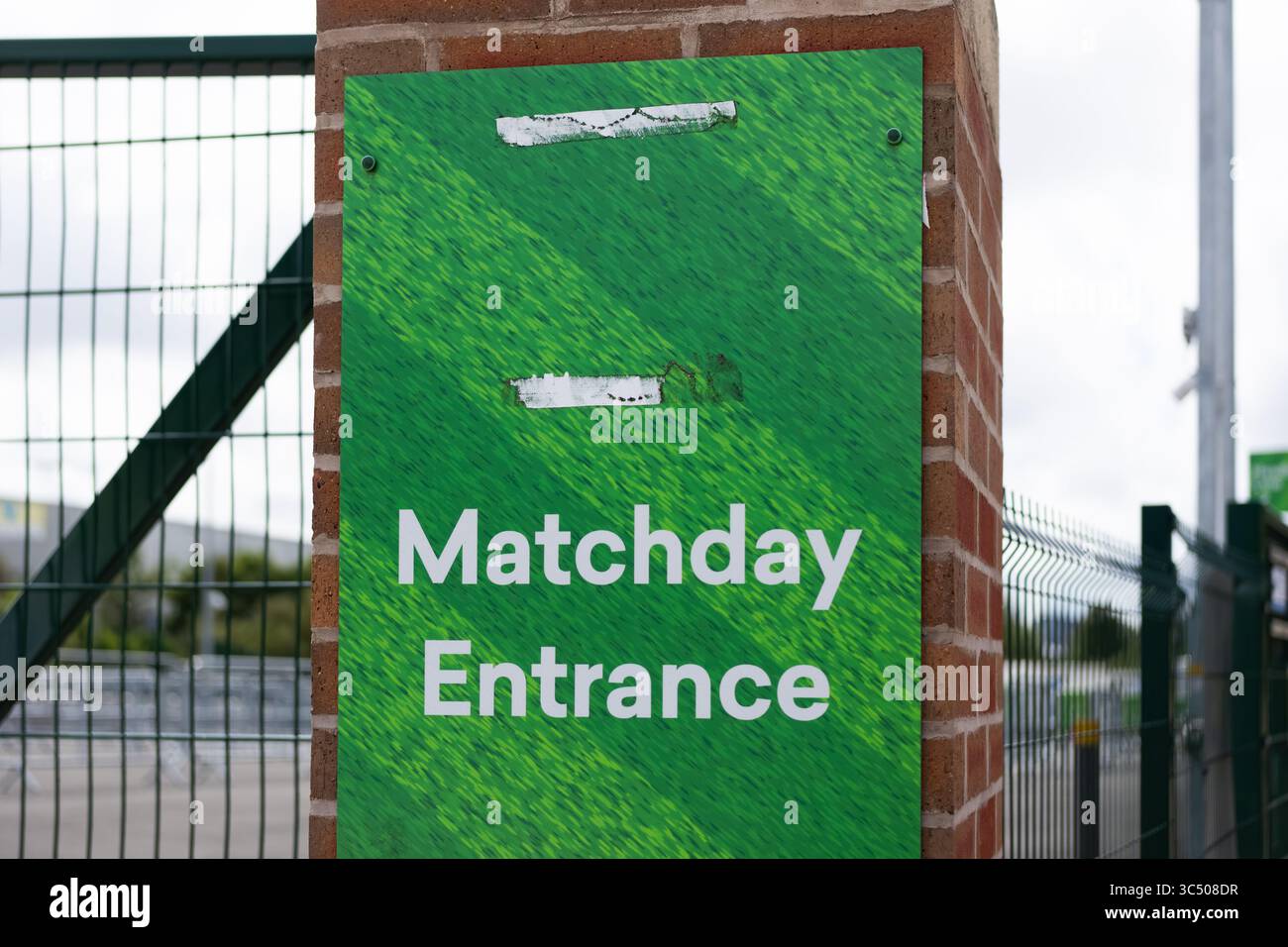 Sandhills Bahnhof Liverpool UK. Nächste Station Evertons neues Gelände Dickinson Hall Stadium Stockfoto